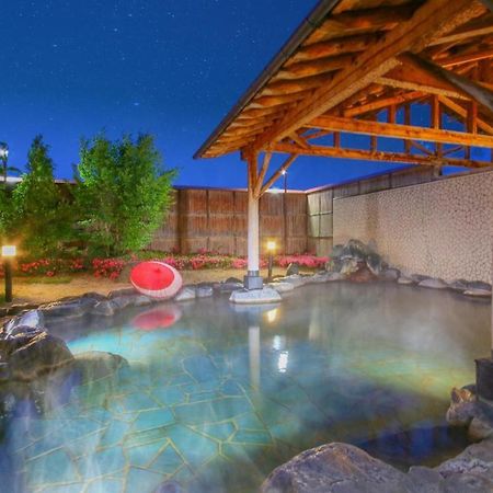 Отель Ooedo Onsen Monogatari Aizu Экстерьер фото